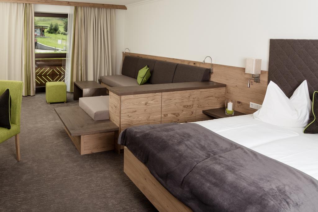 Hotel Tauernhof Kaprun Habitación foto